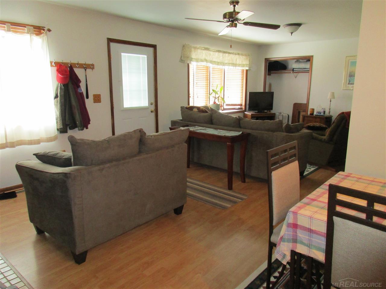 5998 Mills Road Deckerville, MI 48427 - Photo 6 of 15 31280442-5.JPG