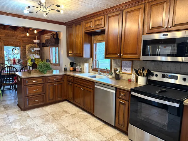 $250,000 | 210 3rd Street, Morgan, MN 56266