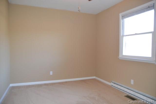 588 Worley Road Marion, NC 28752 - Photo 5 of 24 Gallery Image 5