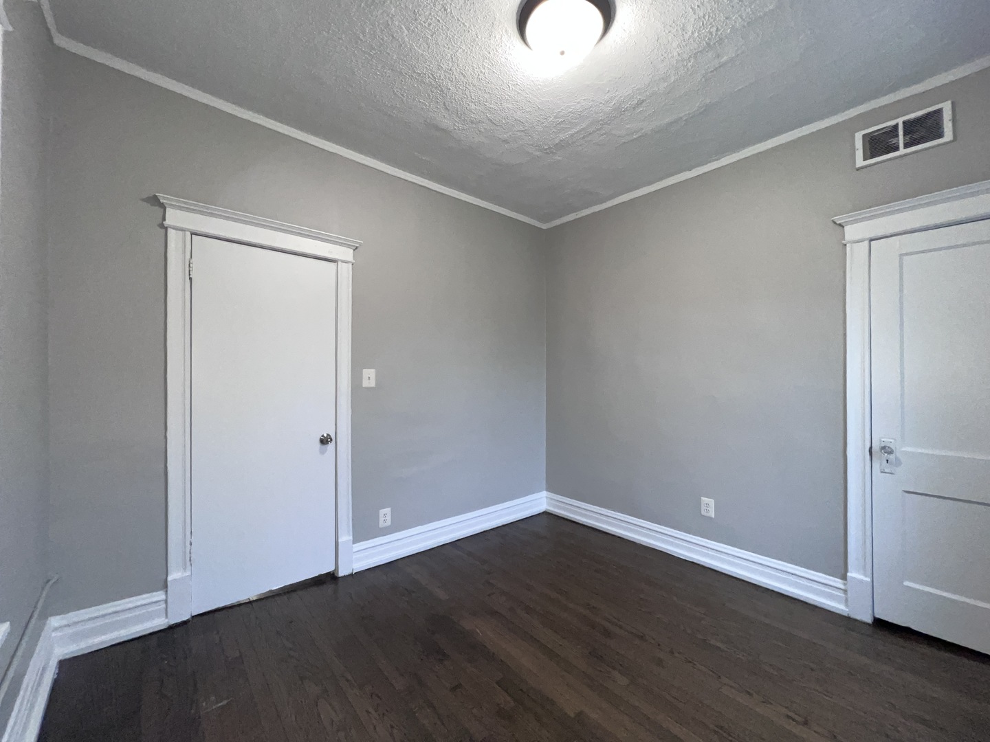 2707 East 78th Street, Unit 2W Chicago, IL 60649 - Photo 14 of 34