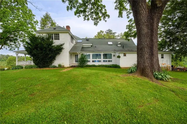 $1,745,000 | 1526 Highway 255, Sautee Nacoochee, GA 30571