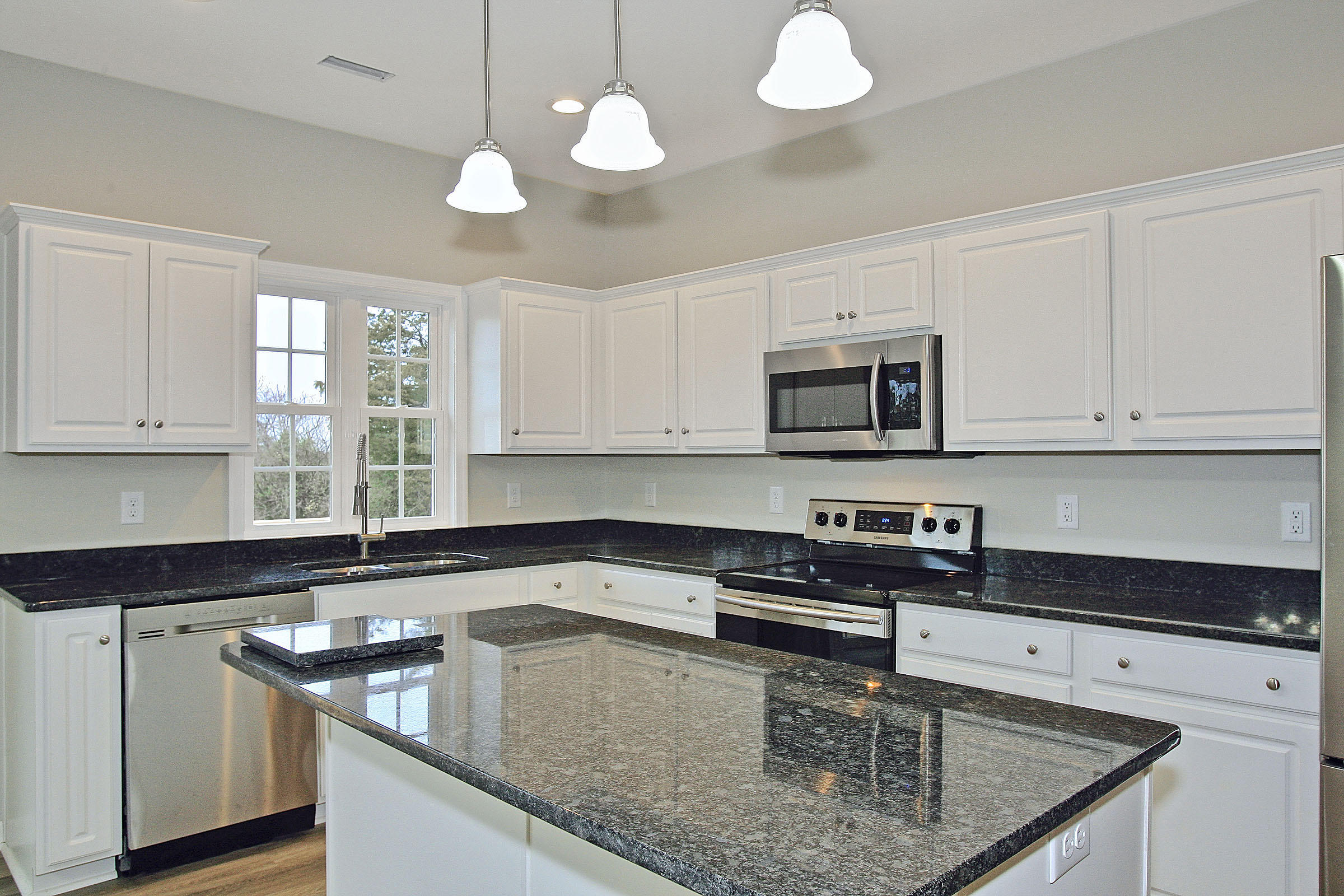 1587 Link Road Bedford, VA 24523 - Photo 15 of 50 _V4B3772