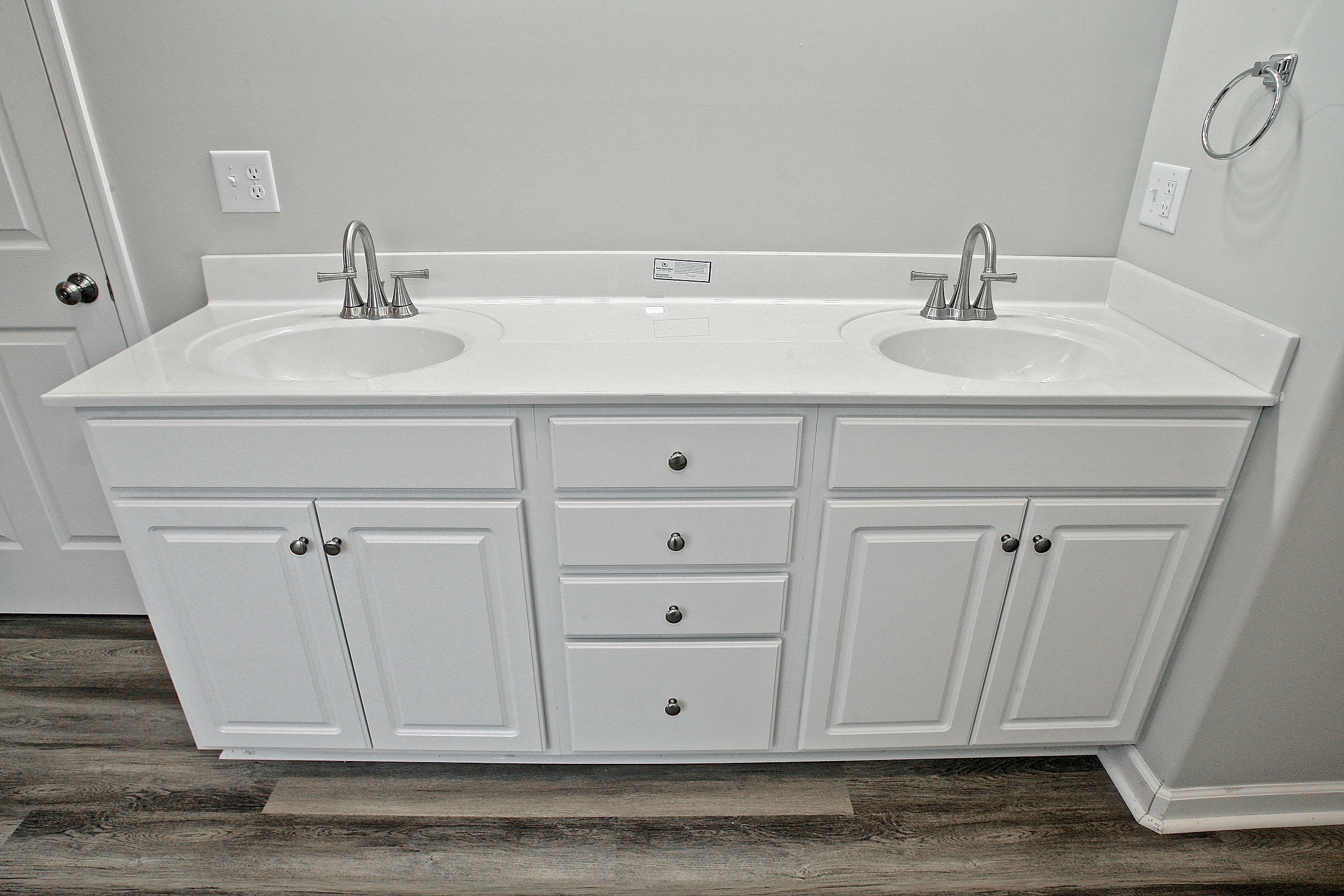 1587 Link Road Bedford, VA 24523 - Photo 22 of 50 Double Vanity