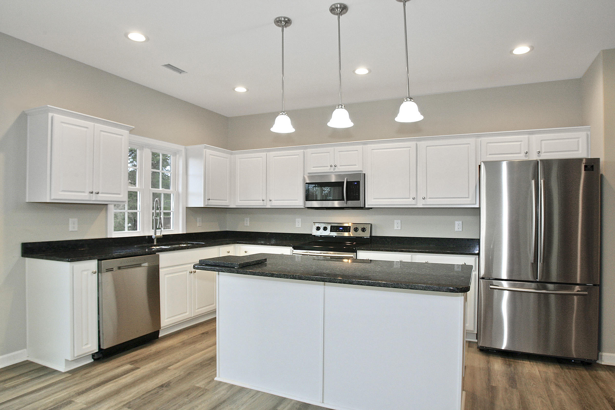 1587 Link Road Bedford, VA 24523 - Photo 8 of 50 _V4B3750