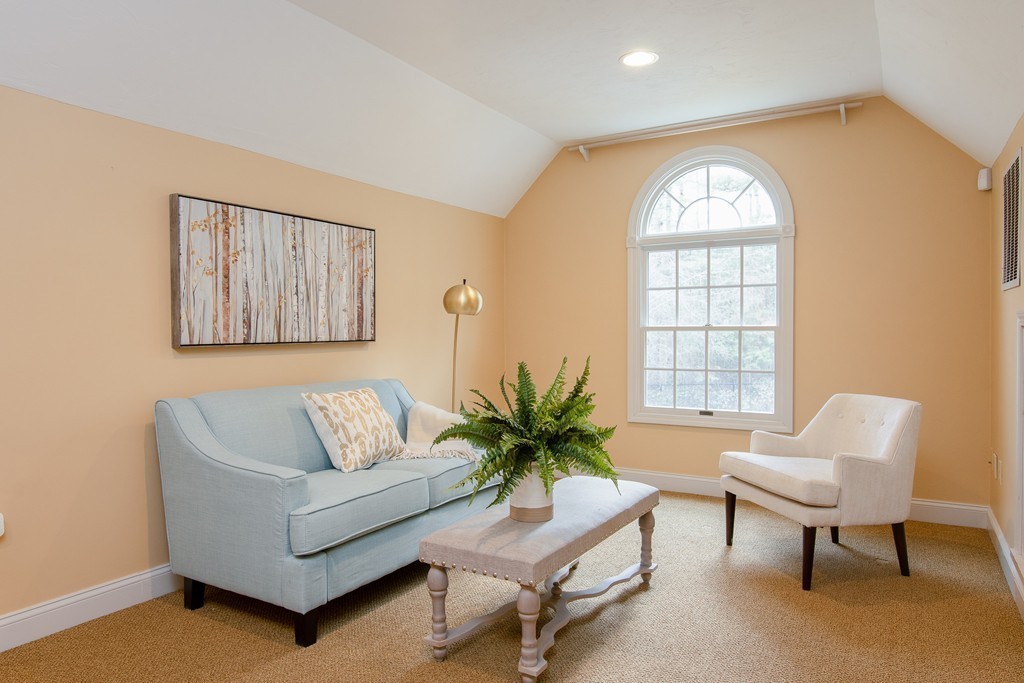 255 Fox Hill Road Needham, MA 02492 - Photo 14 of 22