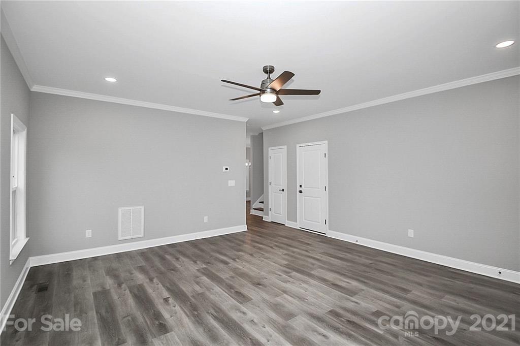 2218 Moose Road Kannapolis, NC 28083 - Photo 5 of 32 Gallery Image 5