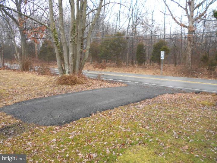 289 X Upper Ridge Road Pennsburg, PA 18073 - Photo 7 of 8 Gallery Image 7