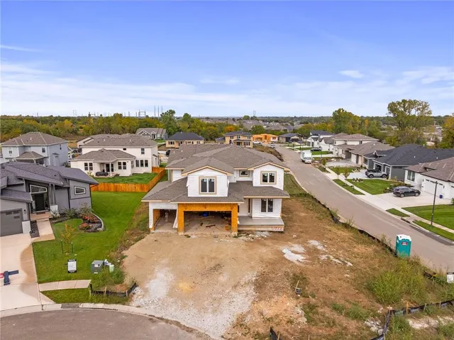 $685,850 | 8972 Shady Bend Road, Lenexa, KS 66227