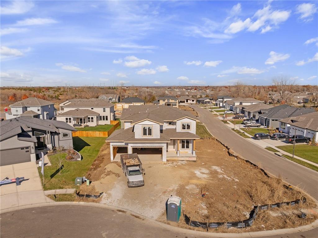 8972 Shady Bend Road Lenexa, KS 66227 - Photo 2 of 57