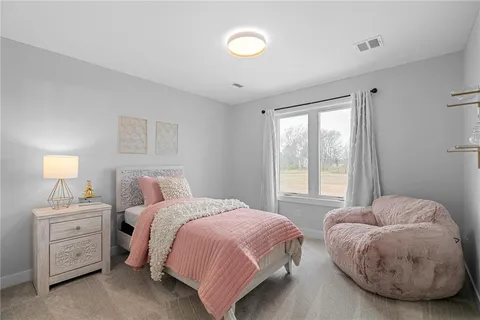 $685,850 | 8972 Shady Bend Road, Lenexa, KS 66227