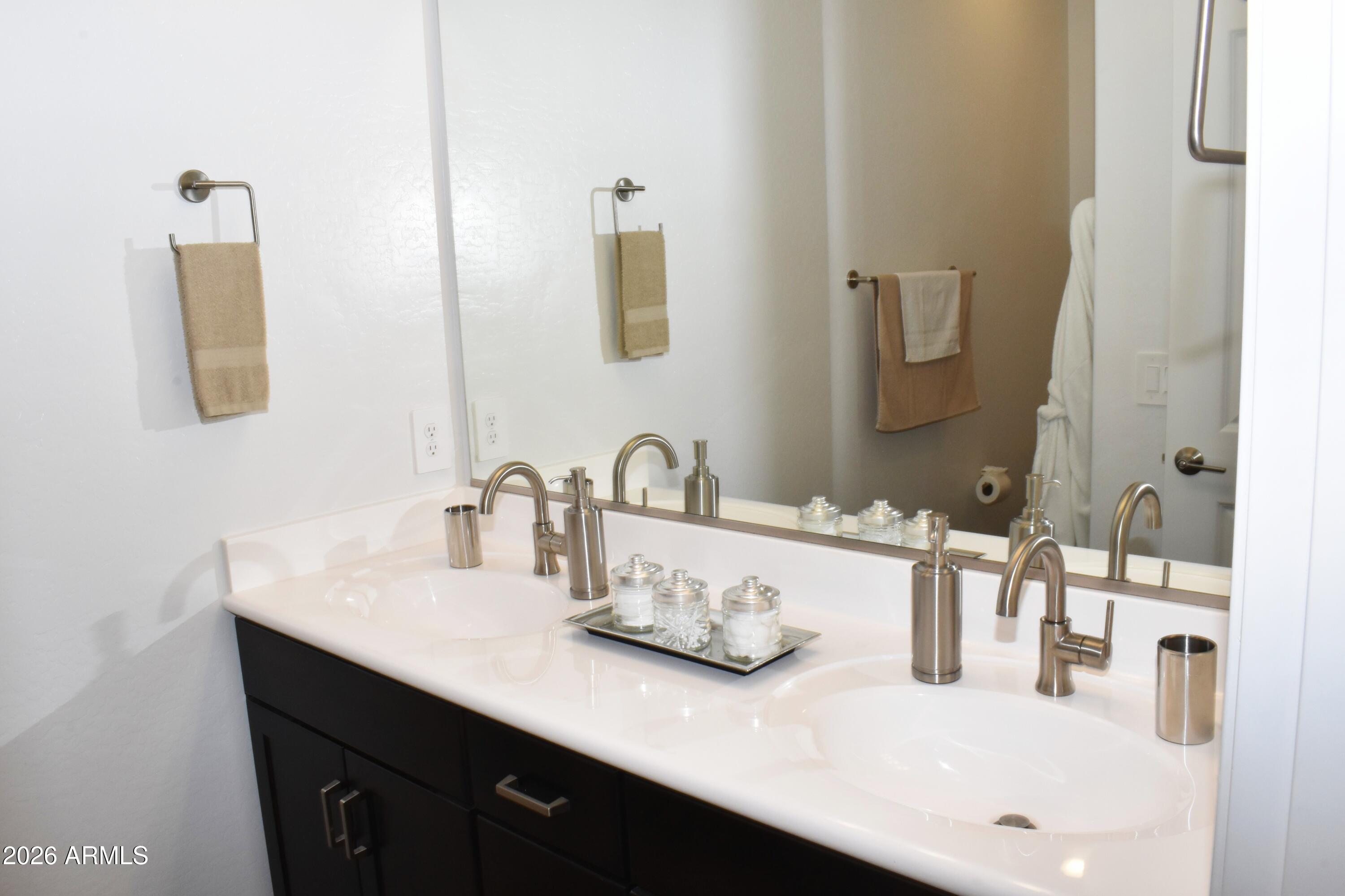 1821 East Bernie Lane, Unit 107 Gilbert, AZ 85295 - Photo 26 of 39 1 DSC_0596