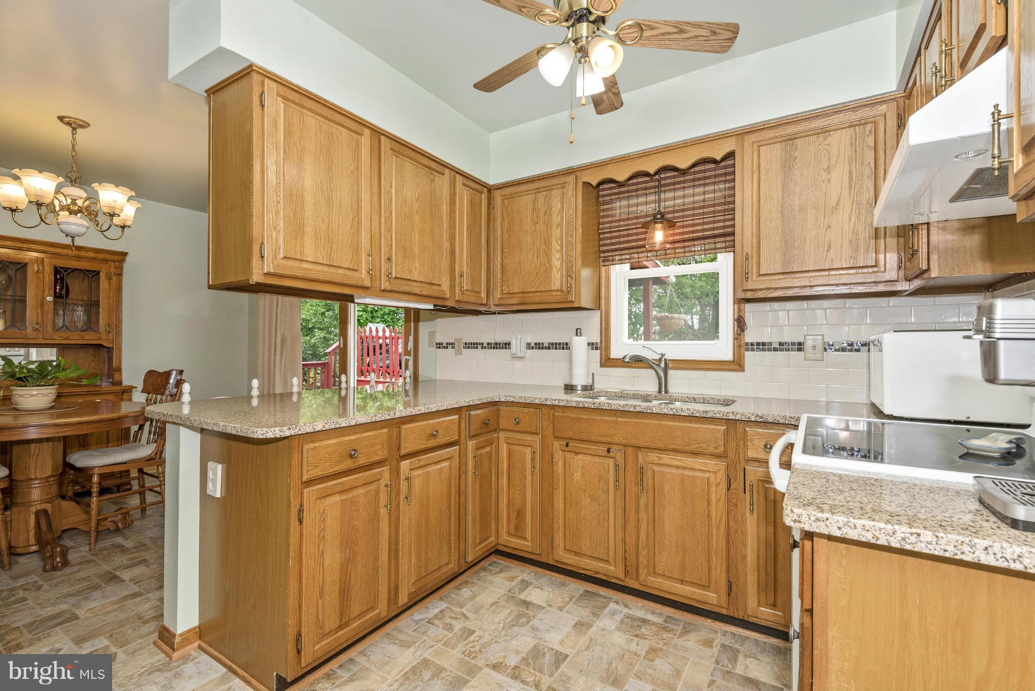 2925 Thurston Road Frederick, MD 21704 - Photo 4 of 30 Kitchen