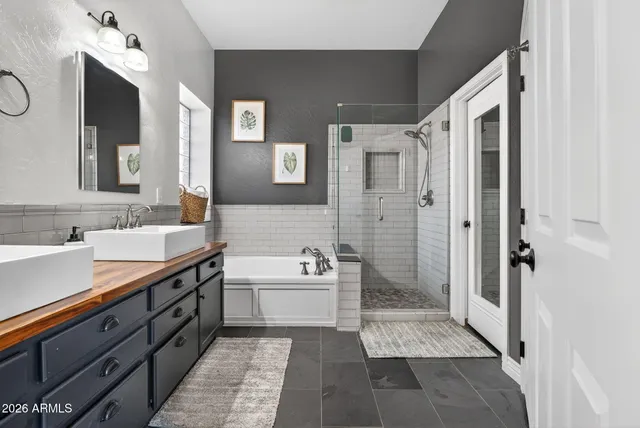 $725,000 | 1220 East Orchid Court, Gilbert, AZ 85296