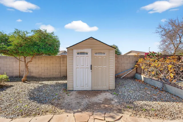 $725,000 | 1220 East Orchid Court, Gilbert, AZ 85296