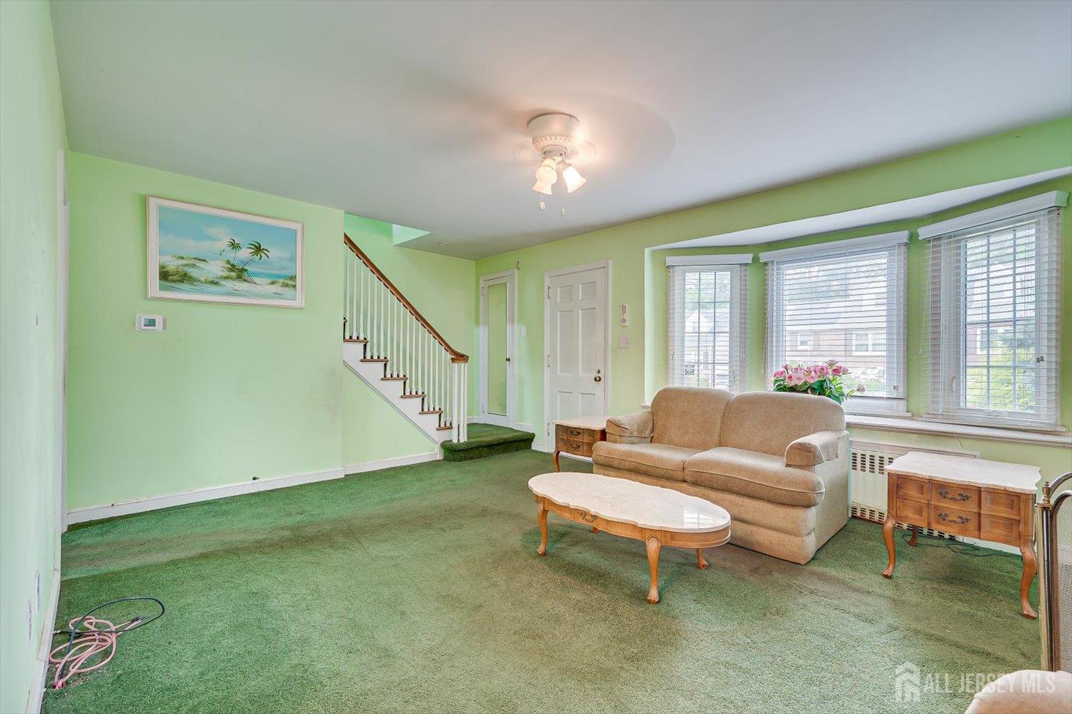 289 Hazel Place Union, NJ 07083 - Photo 5 of 23