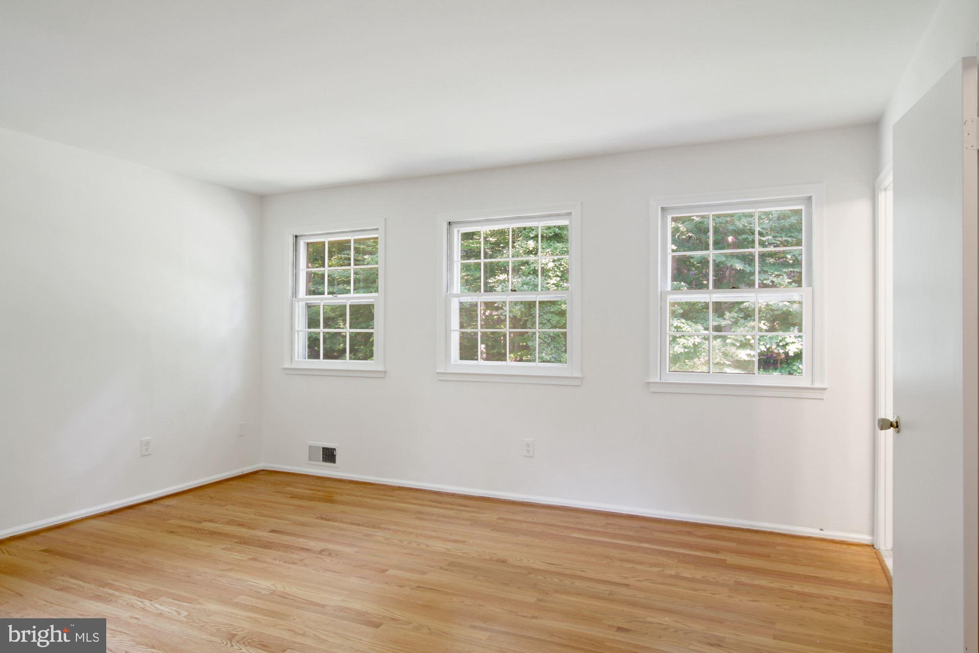 5082 Durham Road West Columbia, MD 21044 - Photo 29 of 58 Primary bedroom