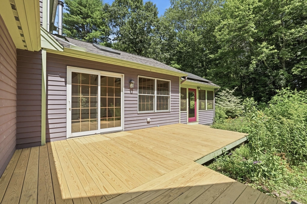 590 Middle Street Amherst, MA 01002 - Photo 31 of 41