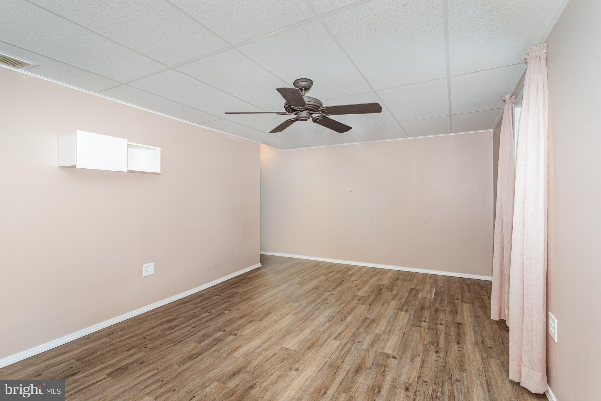 17 Mall Road Etters, PA 17319 - Photo 18 of 25 a view of room with hardwood floor and a ceiling fan