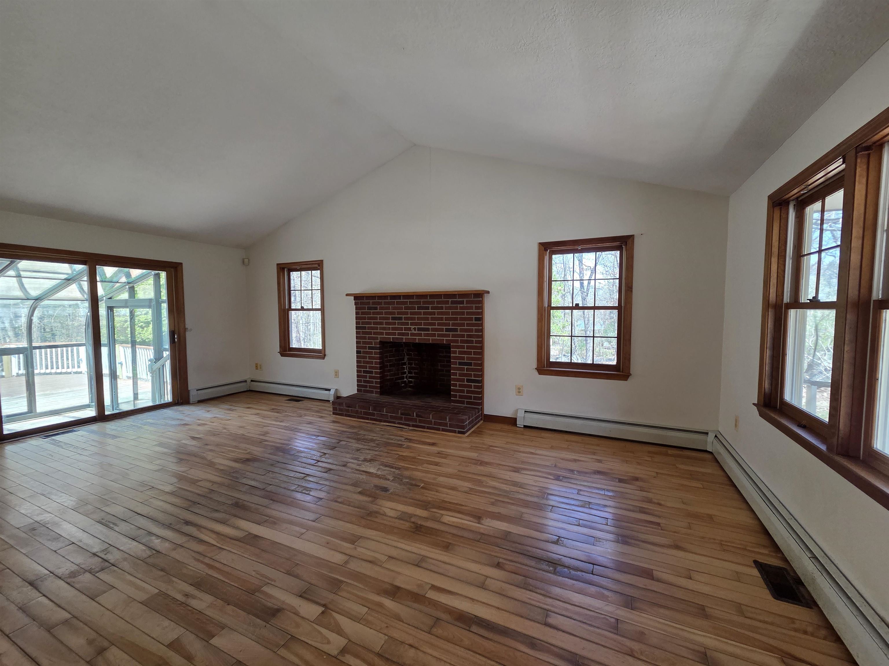 14 Brown Hill Road Bow, NH 03304 - Photo 4 of 60
