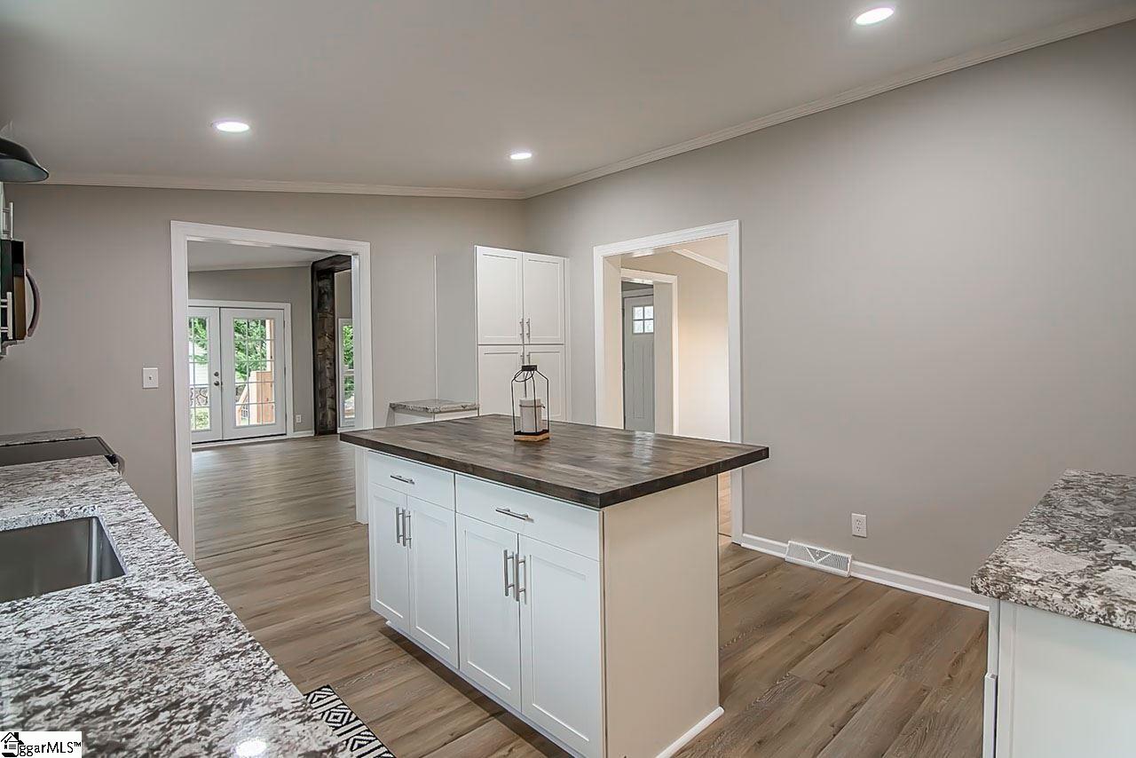 1603 Brushy Creek Road Easley, SC 29642 - Photo 14 of 32
