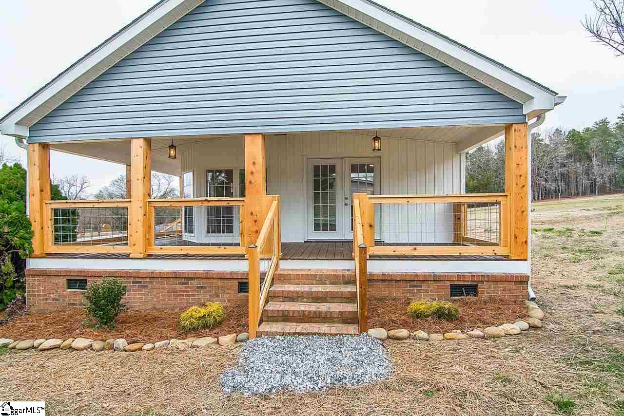 1603 Brushy Creek Road Easley, SC 29642 - Photo 4 of 32