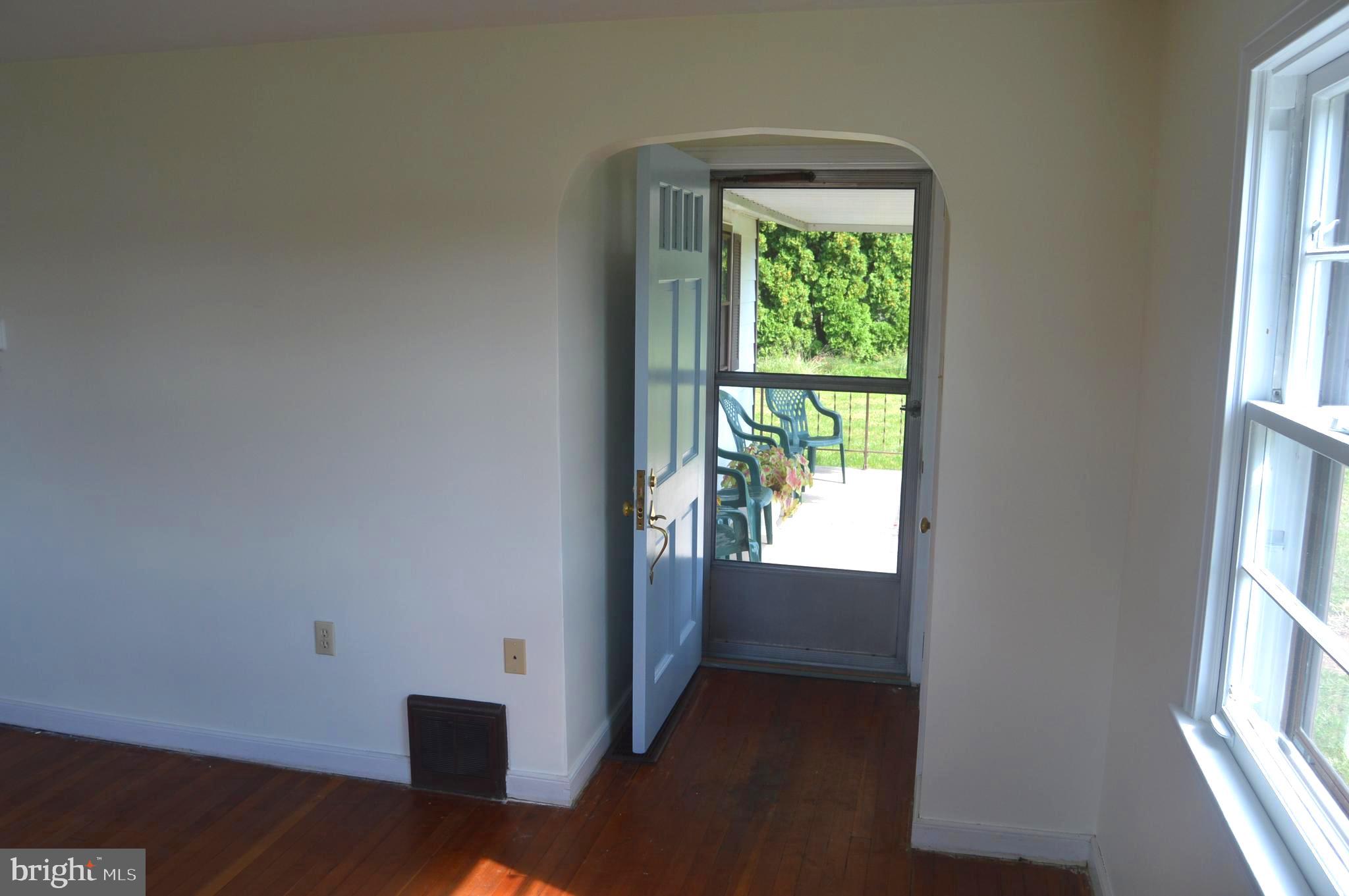 1715 Old Lancaster Pike Sinking Spring, PA 19608 - Photo 22 of 25 Living Room