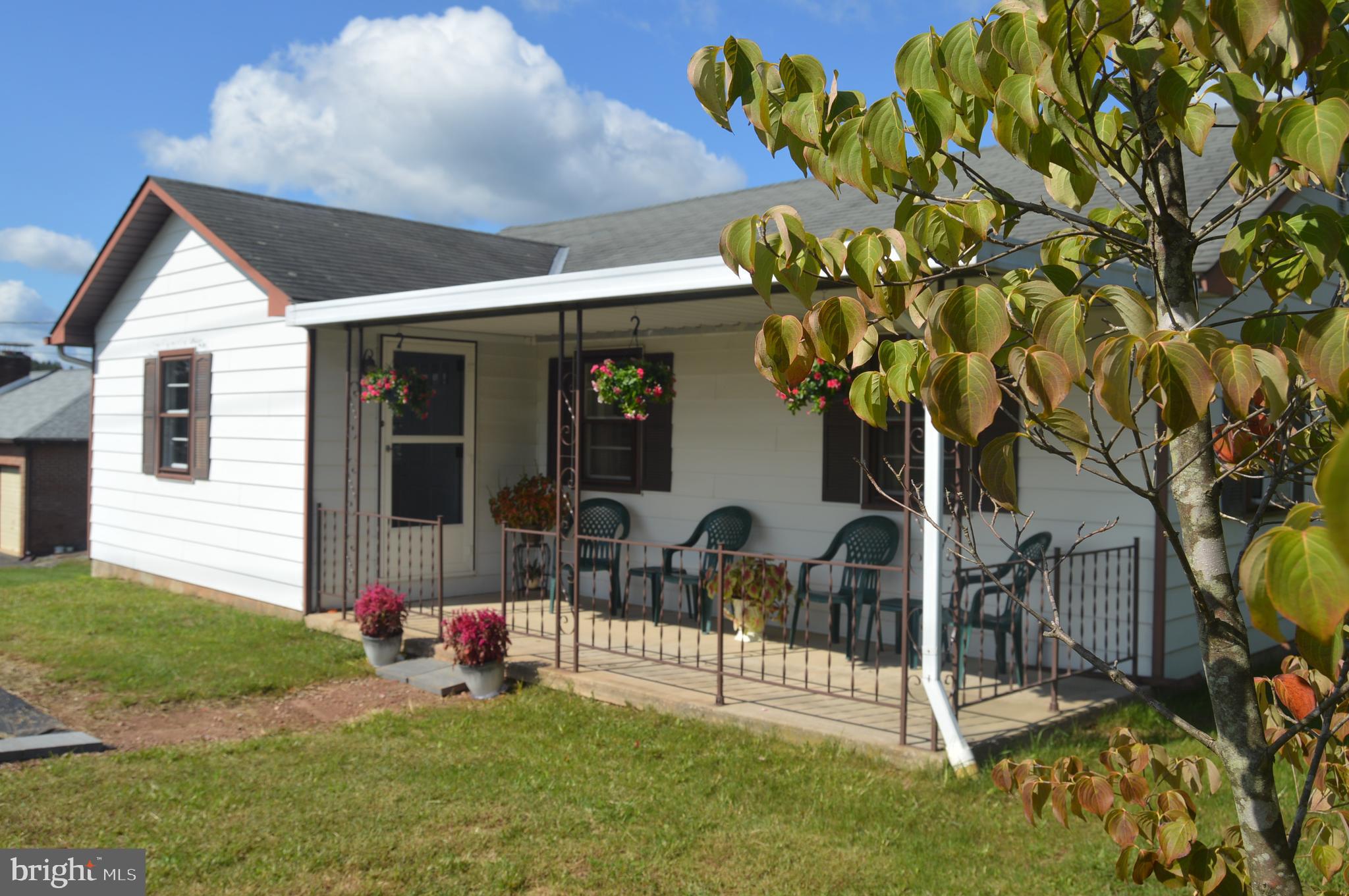1715 Old Lancaster Pike Sinking Spring, PA 19608 - Photo 25 of 25 Front view