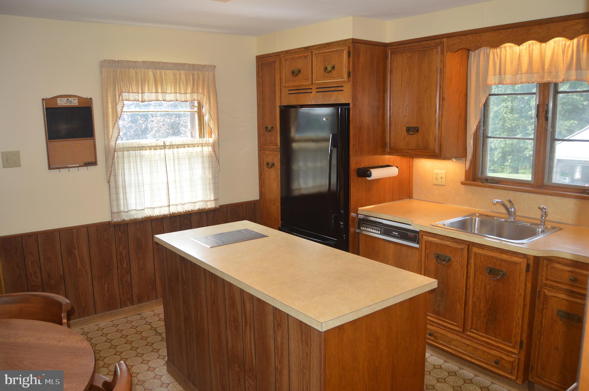 1715 Old Lancaster Pike Sinking Spring, PA 19608 - Photo 9 of 25 Kitchen