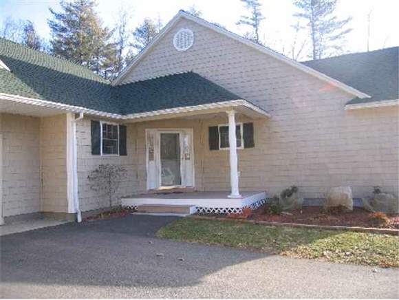 145 R Winnicutt Road, Unit B Stratham, NH 03885 - Photo 1 of 1