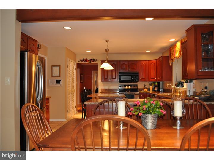 27 Applewood Road Malvern, PA 19355 - Photo 13 of 20 Kitchen