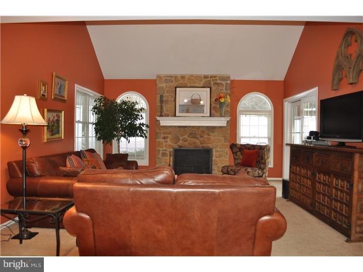 27 Applewood Road Malvern, PA 19355 - Photo 9 of 20 Family Room