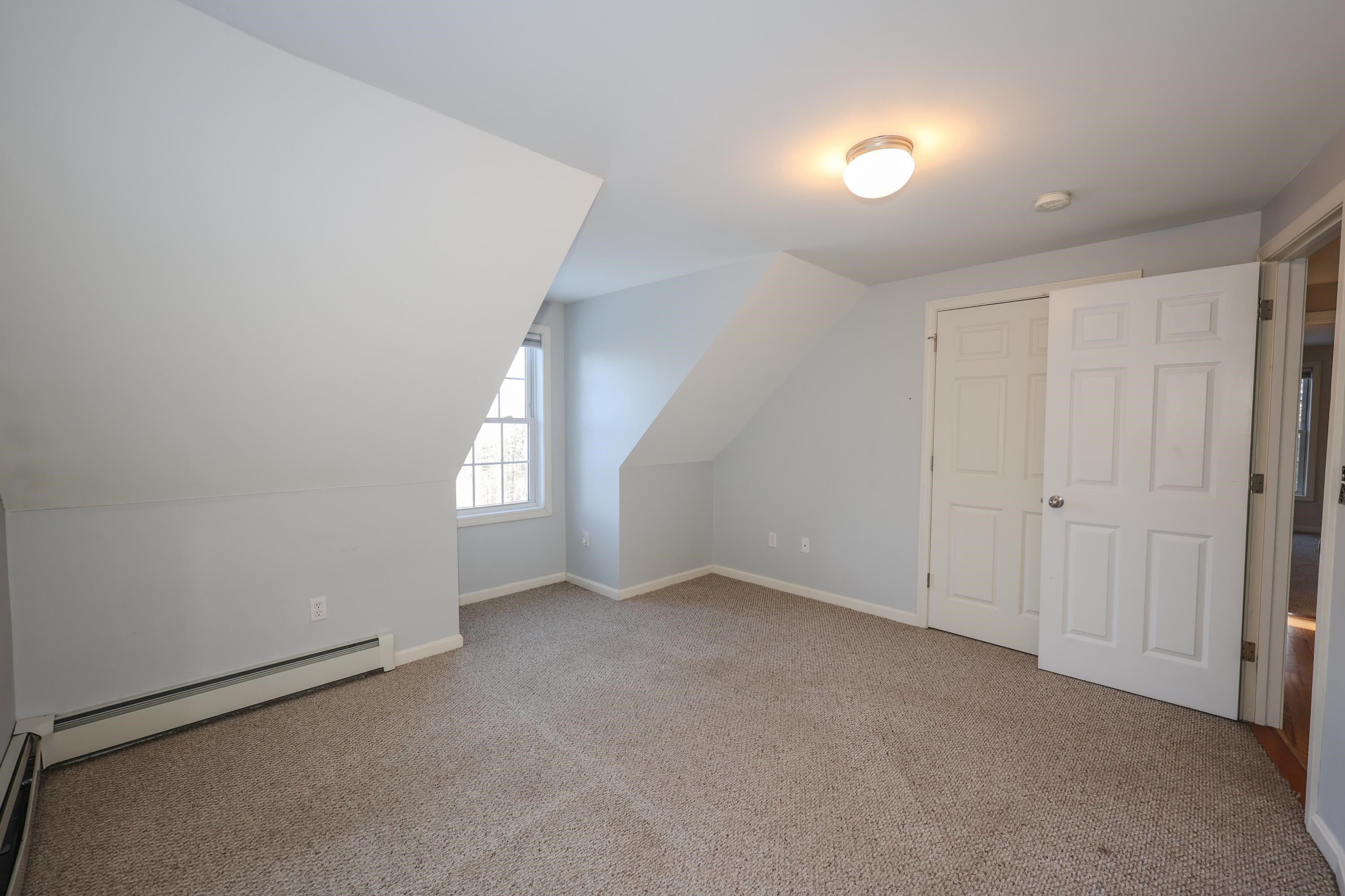 32 Critchett Road Raymond, NH 03077 - Photo 27 of 32