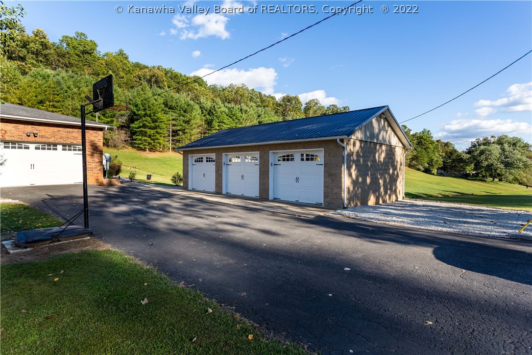 3532 McComas Branch Road Milton, WV 25541 - Photo 15 of 42 Gallery Image 15
