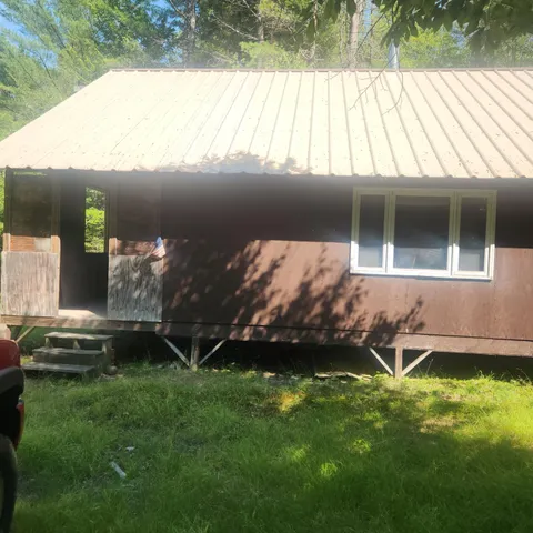 $40,000 | 279 East Branch Road, Howland, ME 04448