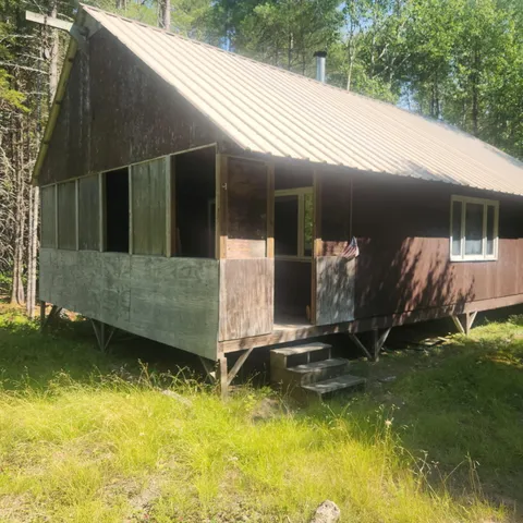 $40,000 | 279 East Branch Road, Howland, ME 04448