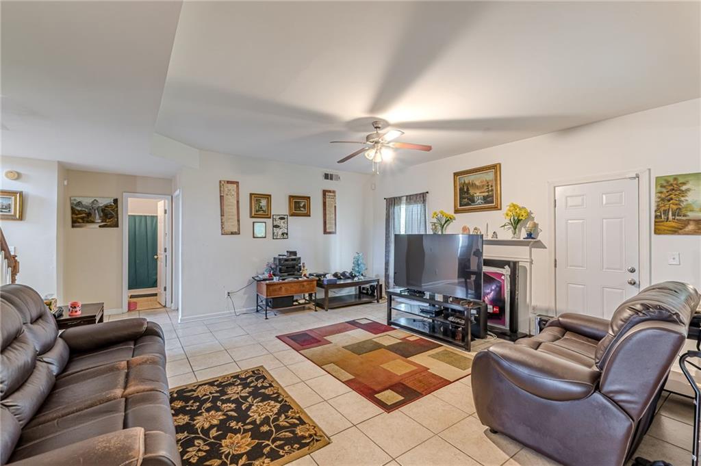 11645 Kades Trail Hampton, GA 30228 - Photo 6 of 24