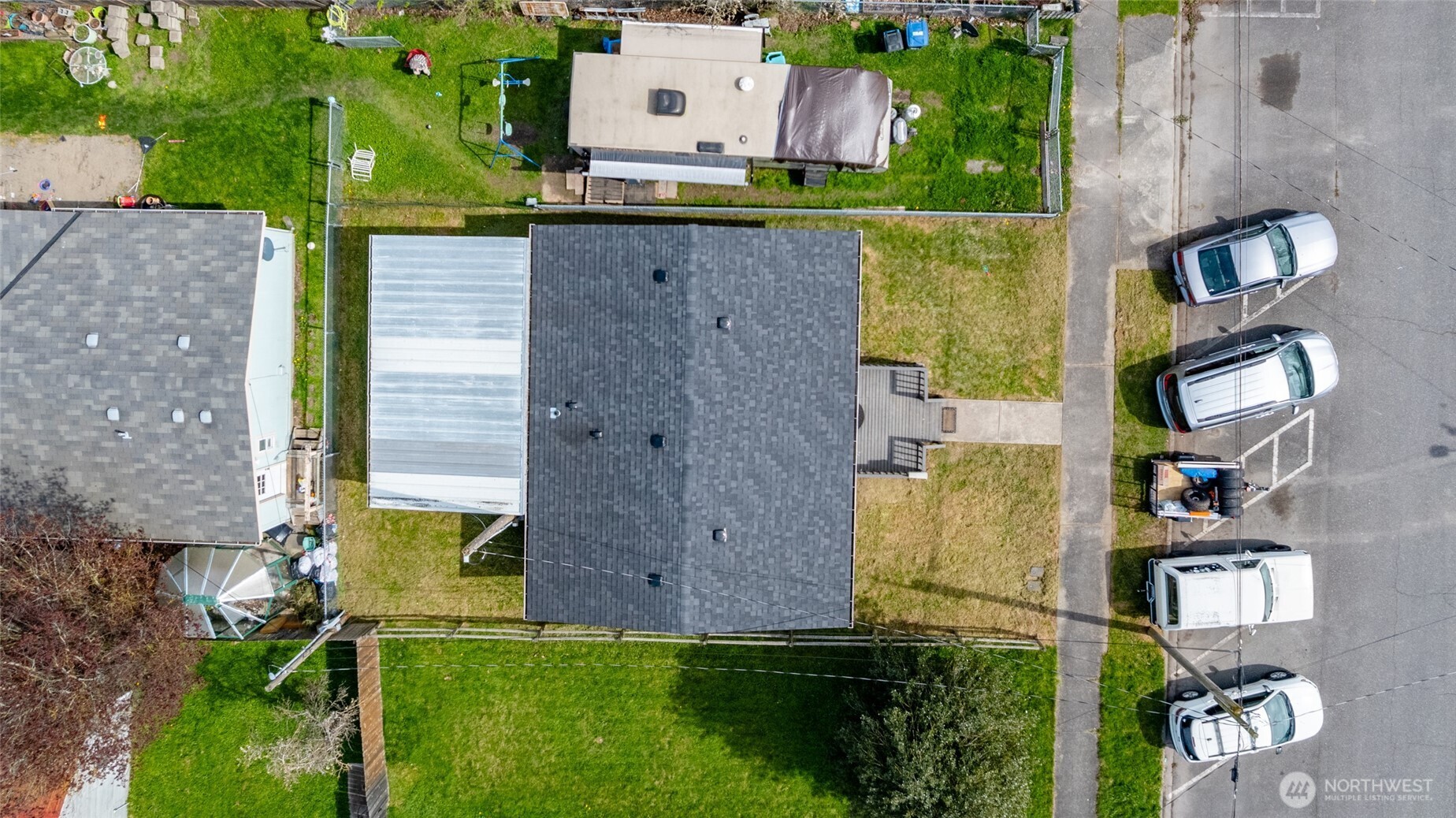 212 Gibson Street Sedro-Woolley, WA 98284 - Photo 3 of 25