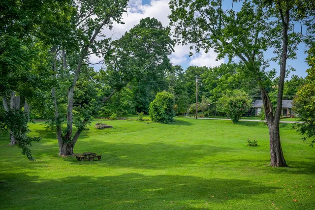 $729,900 | 105 North Church Street, Sparta, TN 38583