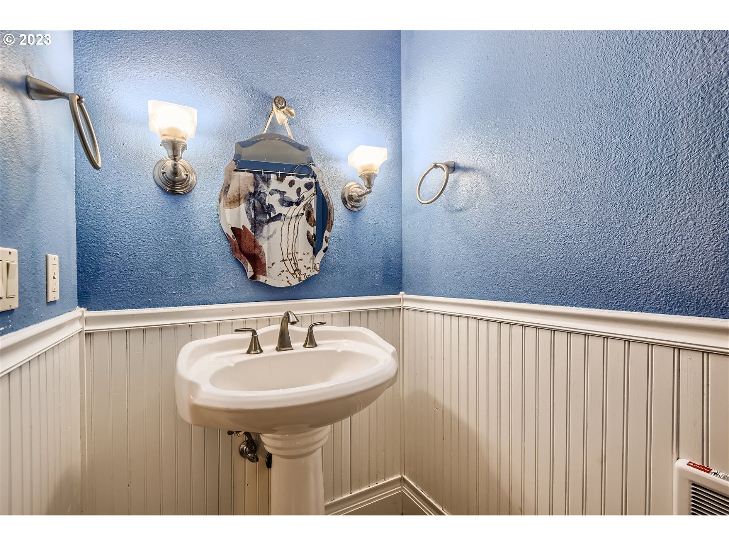 5314 Northwest Innisbrook Place Portland, OR 97229 - Photo 17 of 30 Gallery Image 17