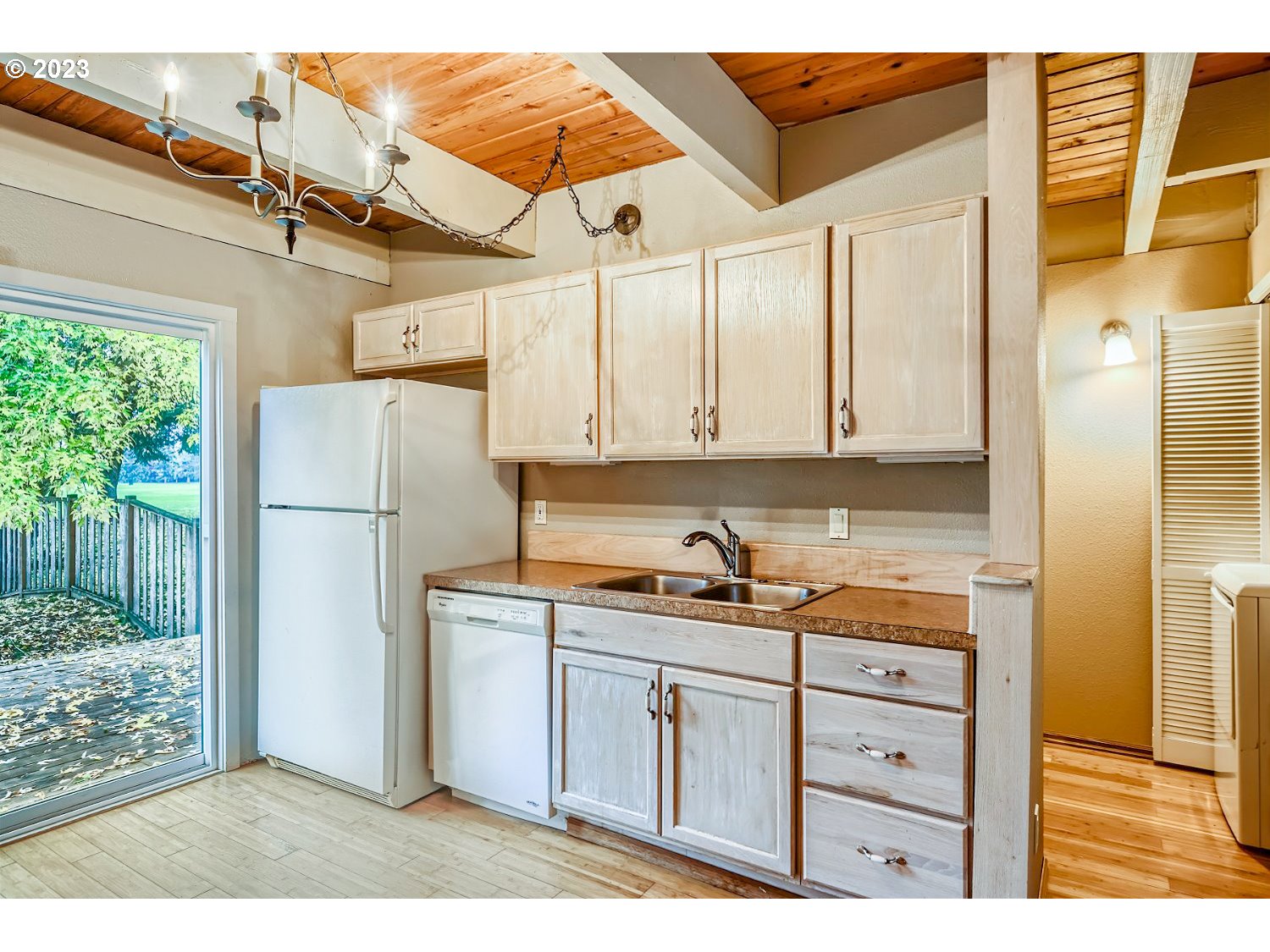 5314 Northwest Innisbrook Place Portland, OR 97229 - Photo 9 of 30 Gallery Image 9