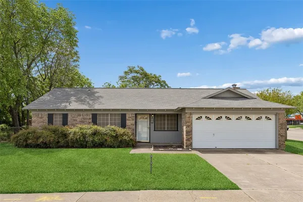 $239,000 | 500 East Bovell Street, Crowley, TX 76036