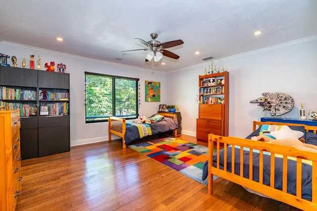 $9,975 | 5808 Alton Road, Miami Beach, FL 33140