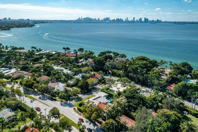 $9,975 | 5808 Alton Road, Miami Beach, FL 33140