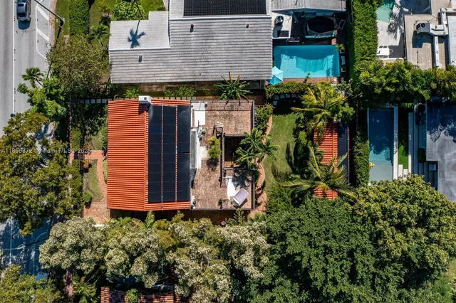 $9,975 | 5808 Alton Road, Miami Beach, FL 33140