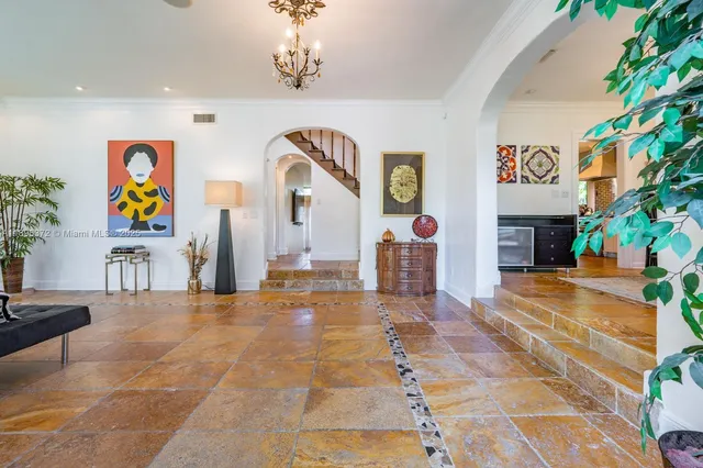 $9,975 | 5808 Alton Road, Miami Beach, FL 33140