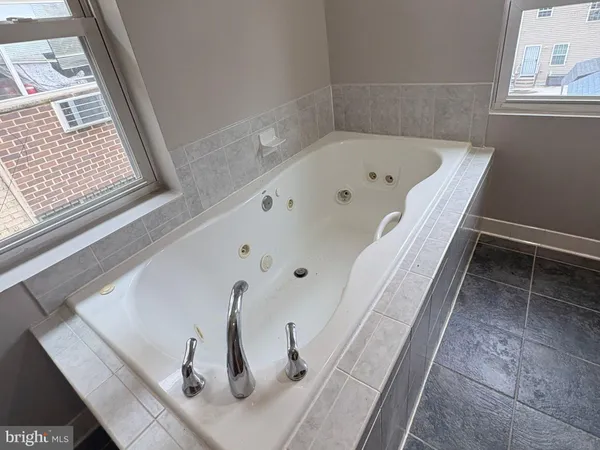 $3,050 | 5126 Call Place Southeast, Washington, DC 20019