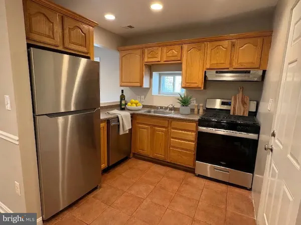 $3,050 | 5126 Call Place Southeast, Washington, DC 20019