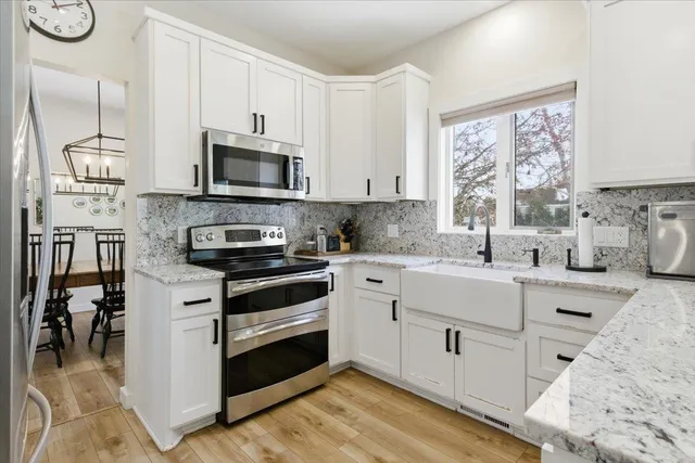 $575,900 | 8925 Belvedere Drive, Eden Prairie, MN 55347