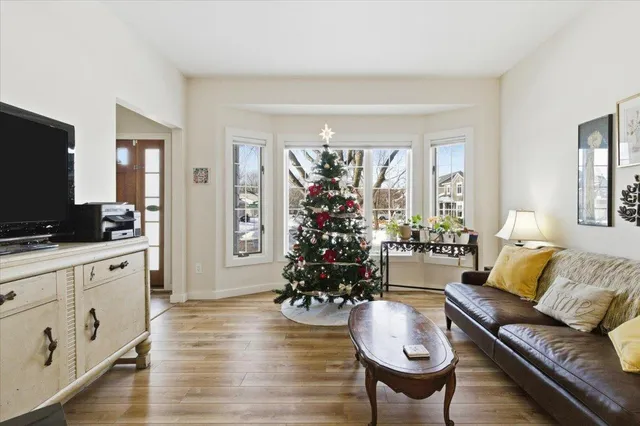 $575,900 | 8925 Belvedere Drive, Eden Prairie, MN 55347