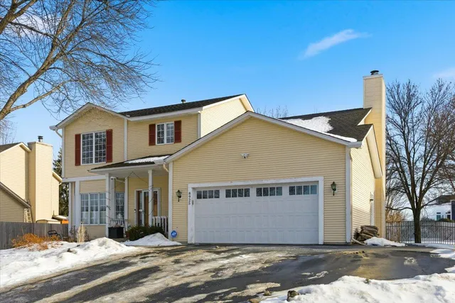 $575,900 | 8925 Belvedere Drive, Eden Prairie, MN 55347